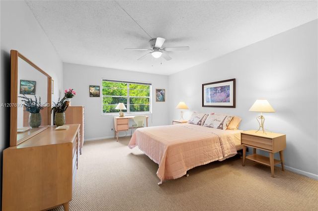 8305 NW 61st Street C303, Tamarac, FL 33321