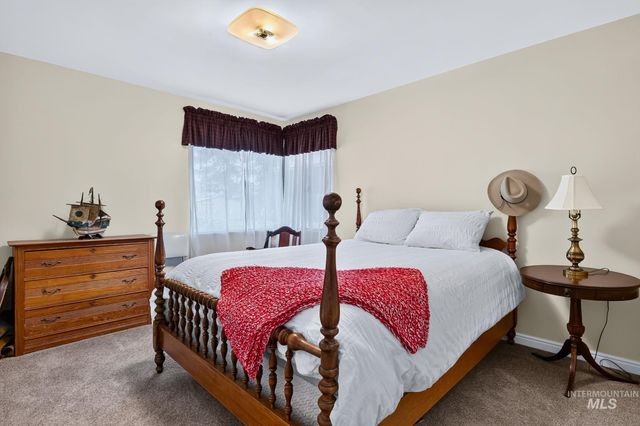 1801 N Hilton St, Boise, ID 83706