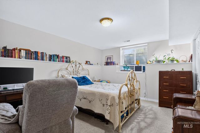 1801 N Hilton St, Boise, ID 83706