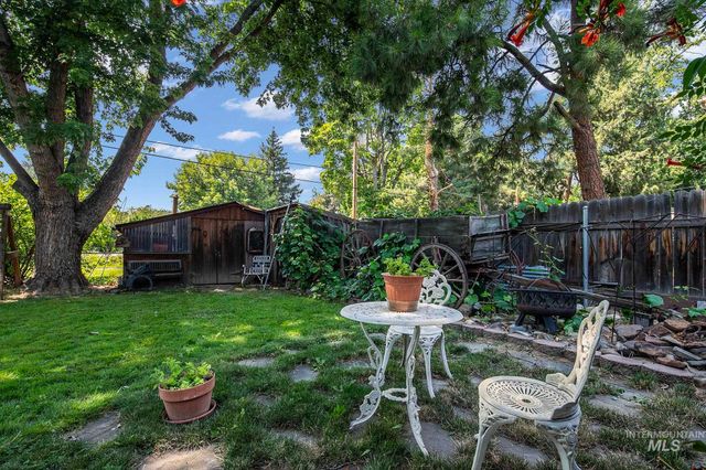 1801 N Hilton St, Boise, ID 83706