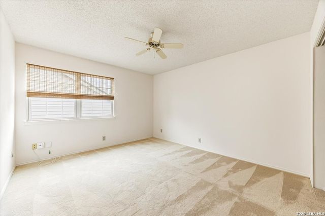 18 COURT CIR, San Antonio, TX 78209