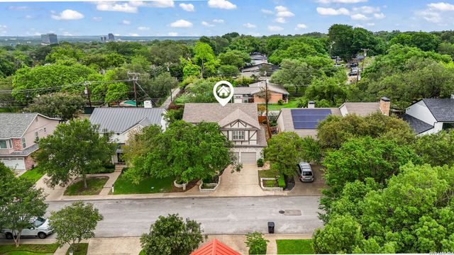 18 COURT CIR, San Antonio, TX 78209