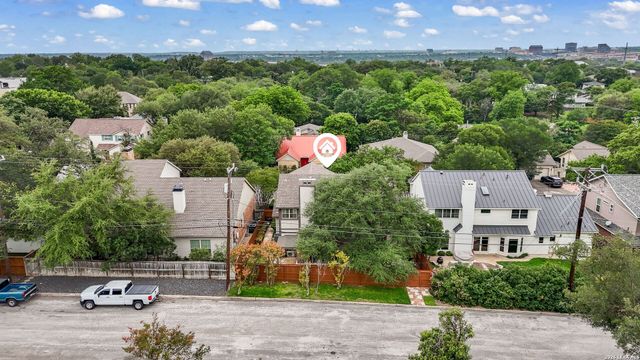 18 COURT CIR, San Antonio, TX 78209