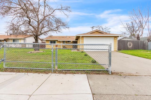 4355 Penwith Way, North Highlands, CA 95660