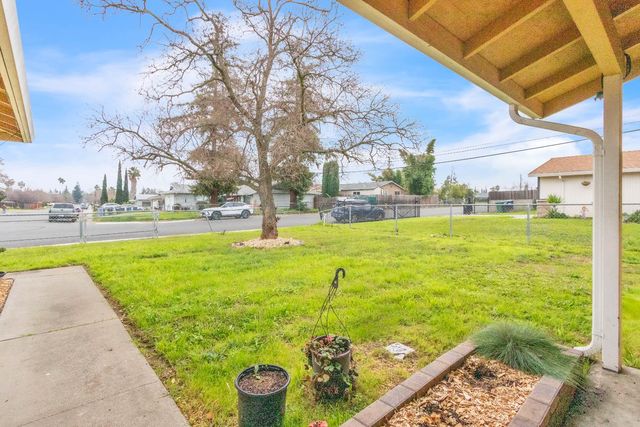 4355 Penwith Way, North Highlands, CA 95660