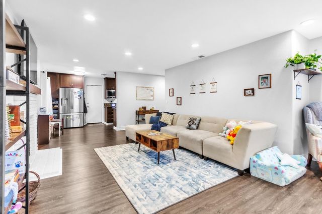 4355 Penwith Way, North Highlands, CA 95660