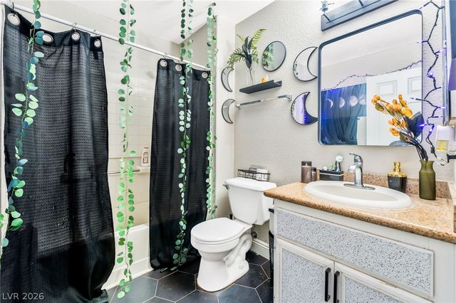 3318 North Decatur Boulevard 2083, Las Vegas, NV 89130