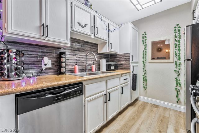 3318 North Decatur Boulevard 2083, Las Vegas, NV 89130