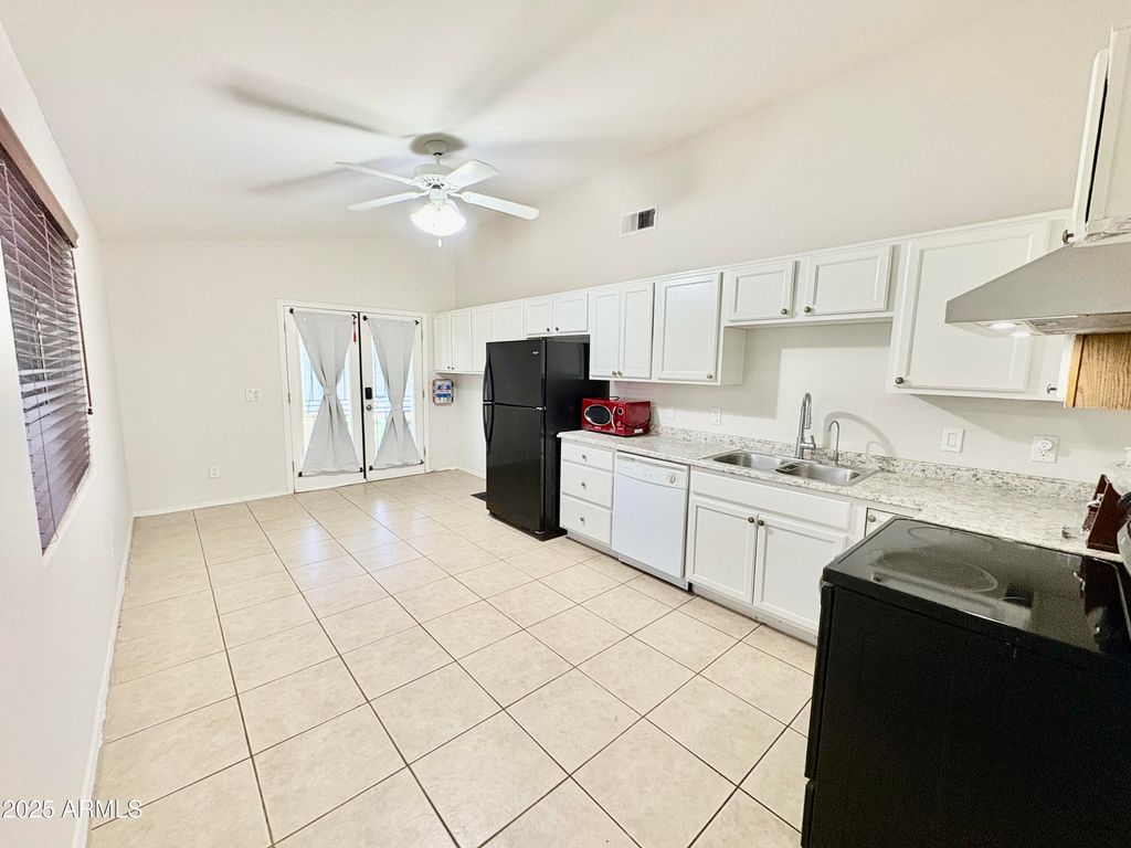 730 W OCOTILLO Street, Casa Grande, AZ 85122 — exterior