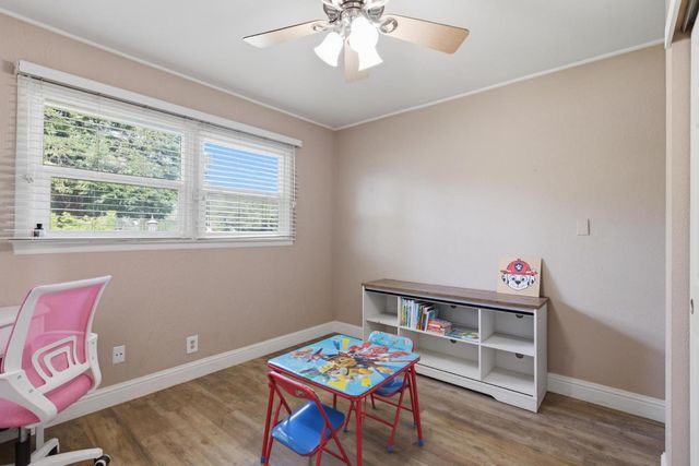 930 Jones Rd, Yuba City, CA 95991