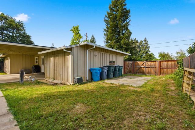 930 Jones Rd, Yuba City, CA 95991