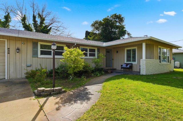 930 Jones Rd, Yuba City, CA 95991