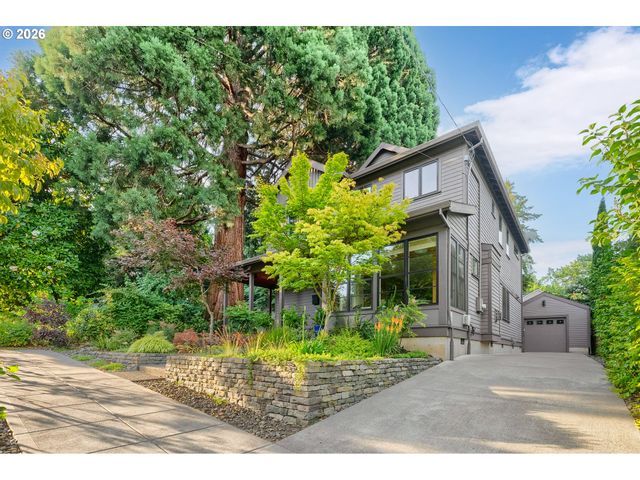 3646 Se Martins St, Portland, OR 97202