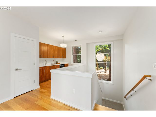 3646 Se Martins St, Portland, OR 97202