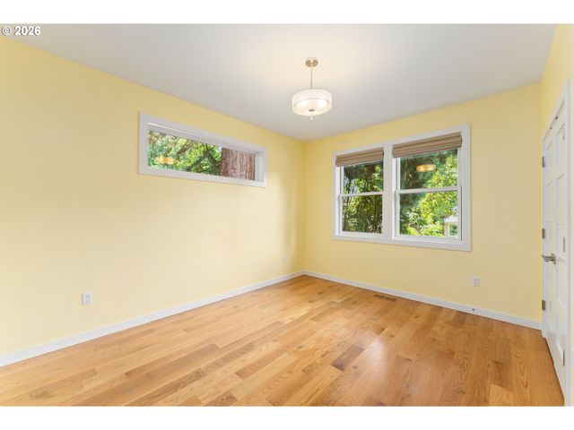 3646 Se Martins St, Portland, OR 97202