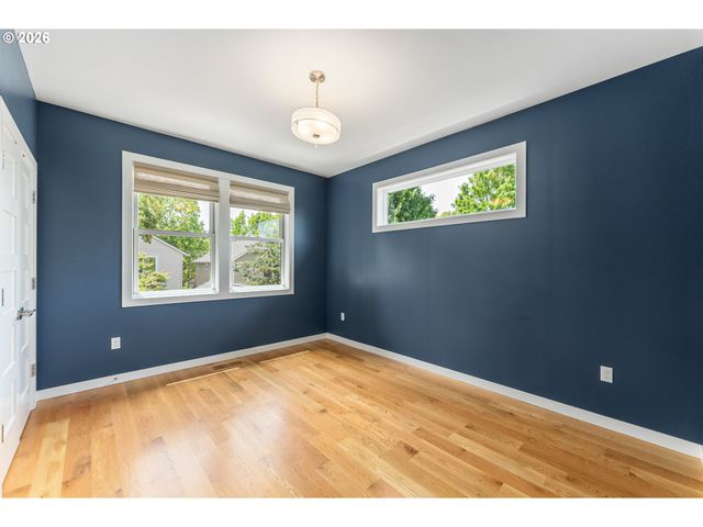 3646 Se Martins St, Portland, OR 97202