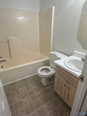 591 Bell Factory Road, Huntsville, AL 35811