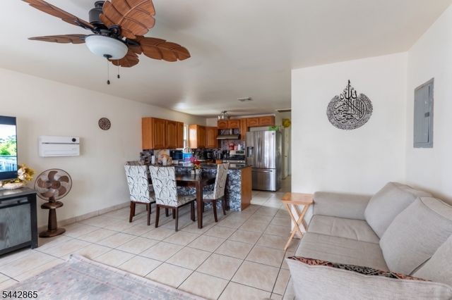363 Summer St, Paterson City, NJ 07501