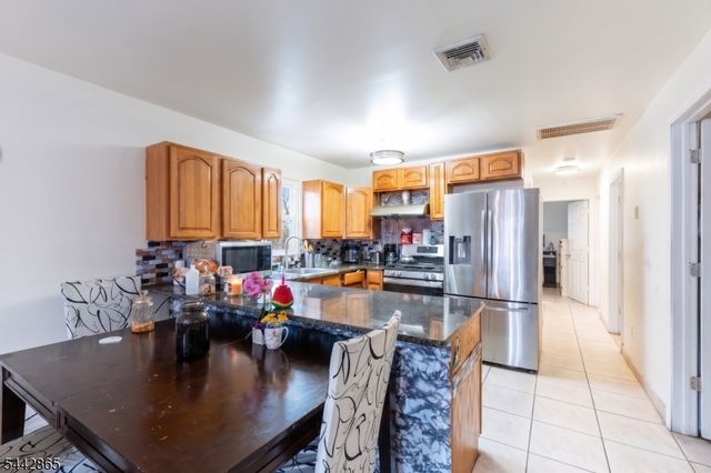 363 Summer St, Paterson City, NJ 07501