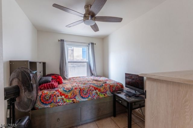 363 Summer St, Paterson City, NJ 07501
