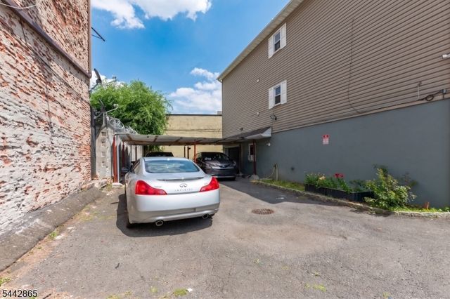363 Summer St, Paterson City, NJ 07501