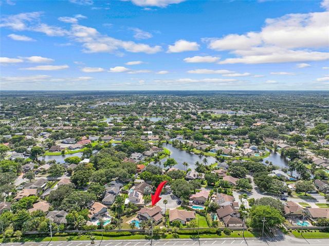 8650 SW 57th Court, Cooper City, FL 33328