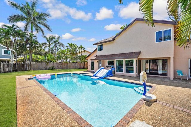 8650 SW 57th Court, Cooper City, FL 33328