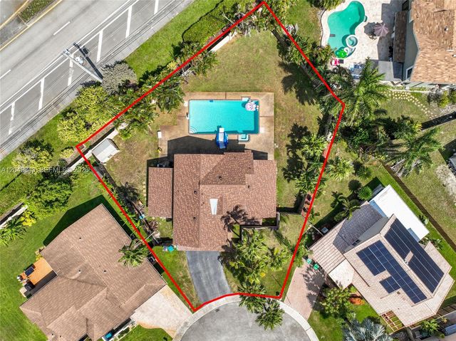 8650 SW 57th Court, Cooper City, FL 33328