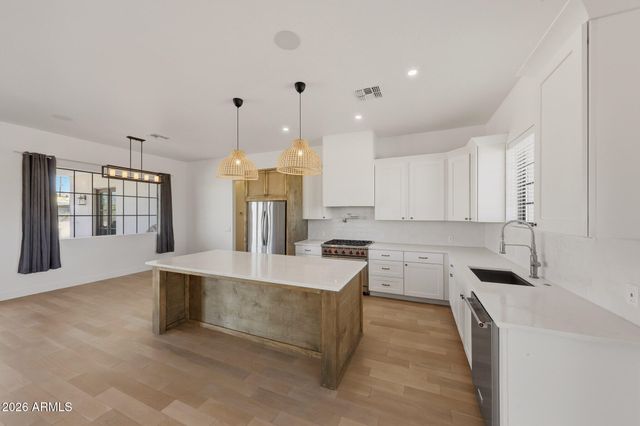 9845 S 31st Avenue, Laveen, AZ 85339