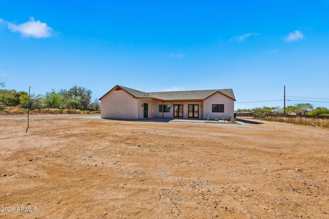 9845 S 31st Avenue, Laveen, AZ 85339