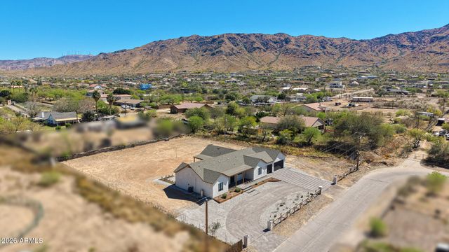 9845 S 31st Avenue, Laveen, AZ 85339