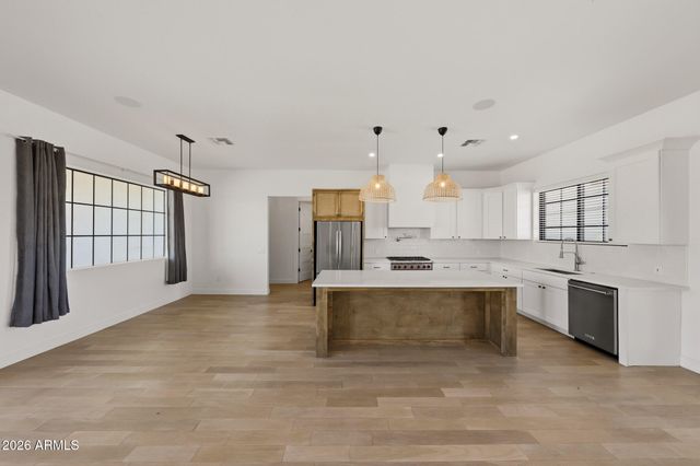 9845 S 31st Avenue, Laveen, AZ 85339