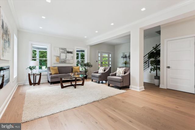 1317 GALLATIN ST NW, Washington, DC 20011