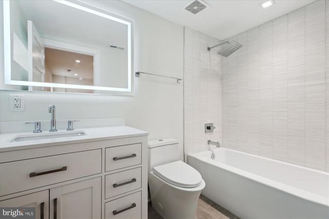 1317 GALLATIN ST NW, Washington, DC 20011