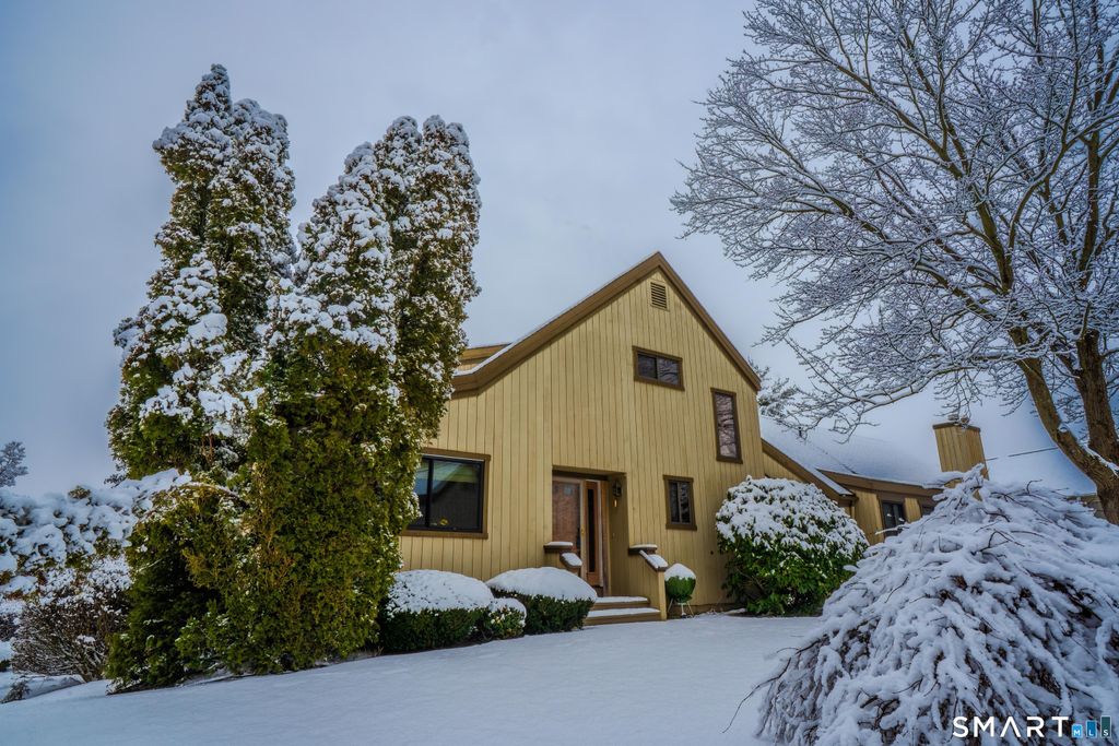 635 North Trail B, Stratford, CT 06614