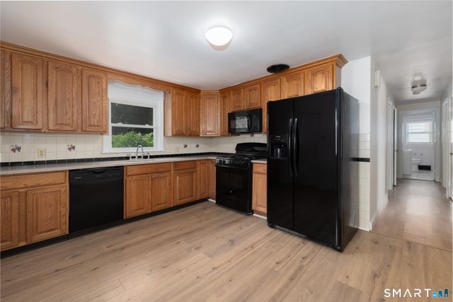 481 Bunker Hill Avenue, Waterbury, CT 06708