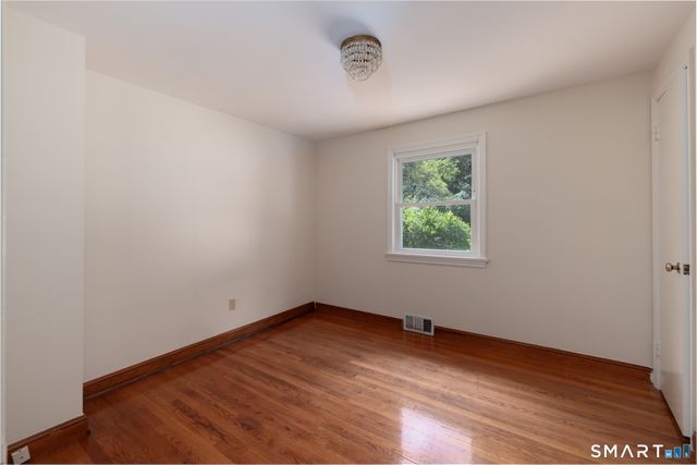 481 Bunker Hill Avenue, Waterbury, CT 06708