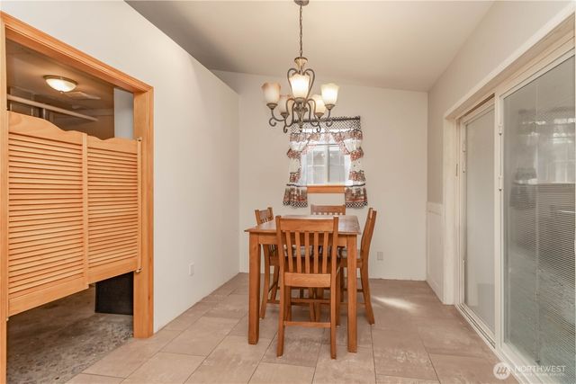 10210 Villa Lane SW, Lakewood, WA 98499