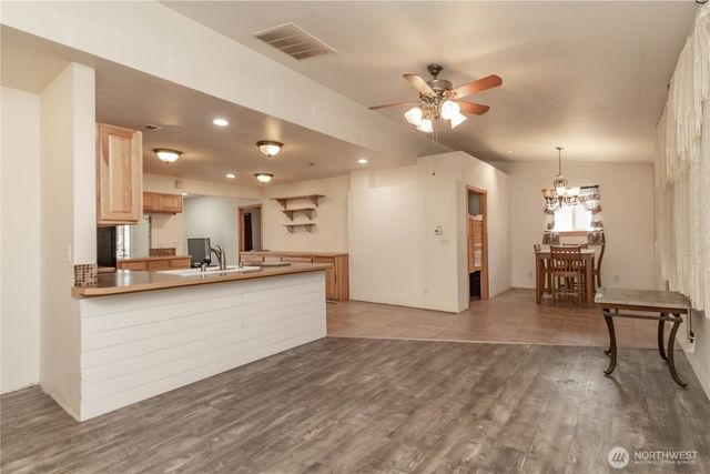 10210 Villa Lane SW, Lakewood, WA 98499