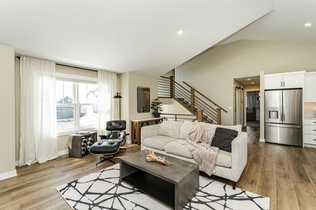 6265 Summit Pine Road NW, Rochester, MN 55901