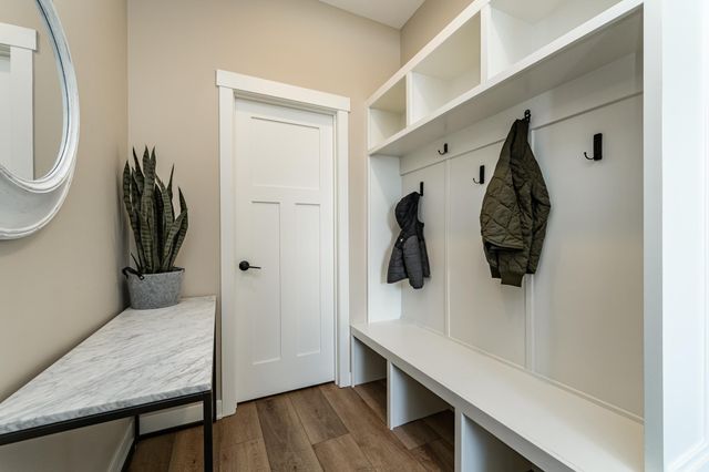 6265 Summit Pine Road NW, Rochester, MN 55901