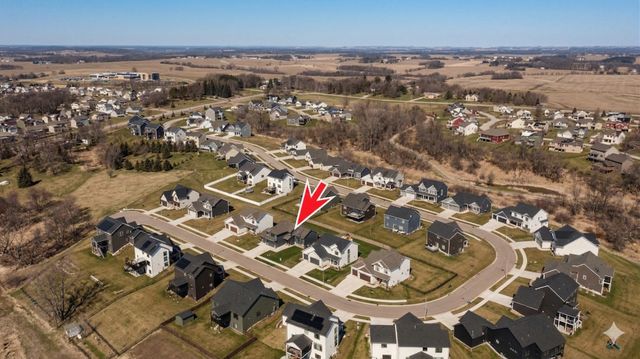 6265 Summit Pine Road NW, Rochester, MN 55901