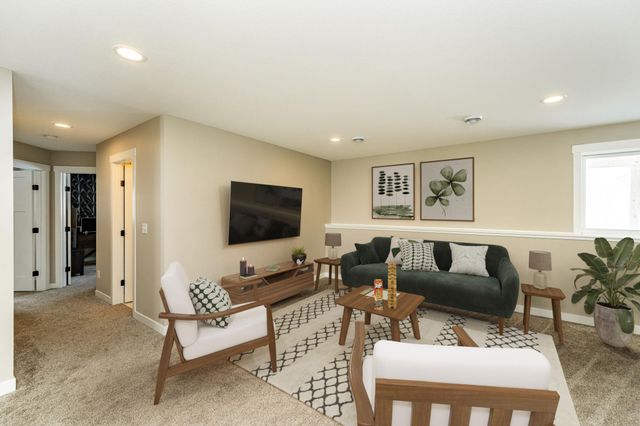 6265 Summit Pine Road NW, Rochester, MN 55901