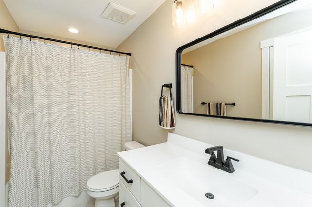 6265 Summit Pine Road NW, Rochester, MN 55901