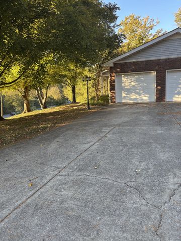 1619 Lewisburg Pike, Franklin, TN 37064