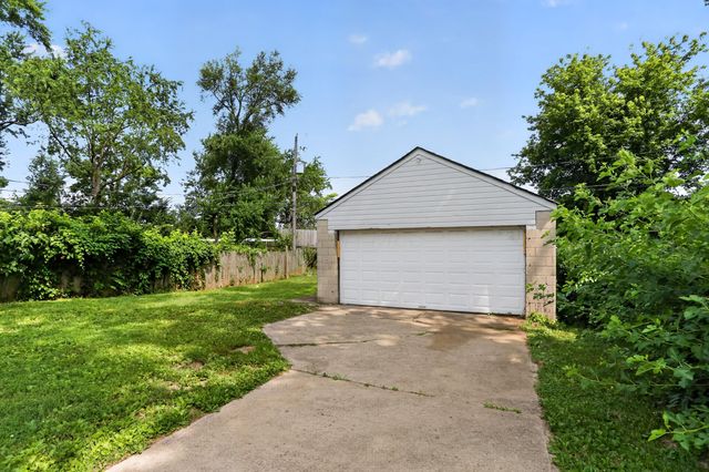 2388 Vendome Drive S, Columbus, OH 43219