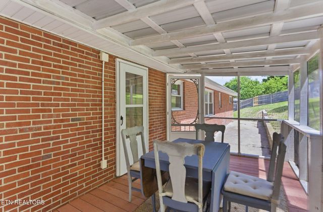 1414 Maple Drive, Knoxville, TN 37918