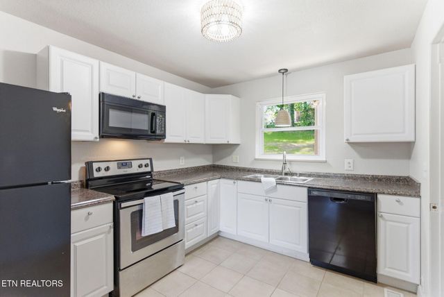 1414 Maple Drive, Knoxville, TN 37918