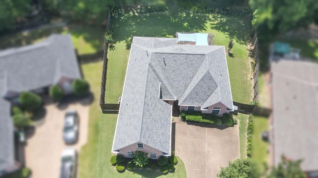 8294 WESLEY WOODS CIR, Memphis, TN 38018