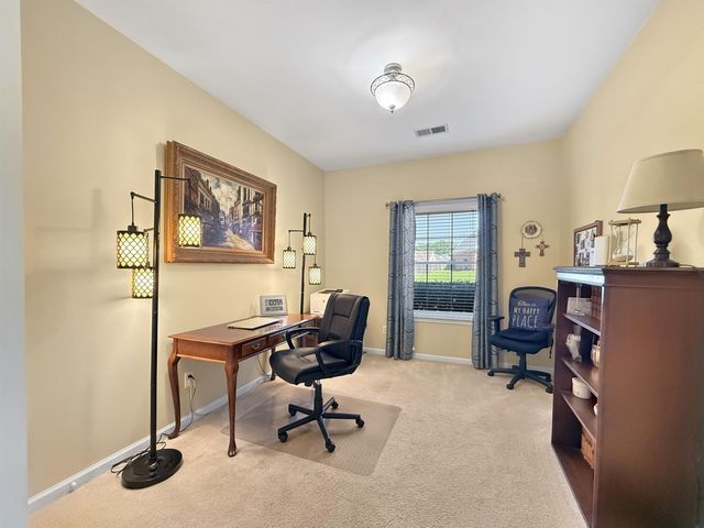 8294 WESLEY WOODS CIR, Memphis, TN 38018